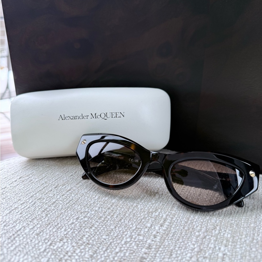 Alexander McQueen 52MM Spike Studs Cat-Eye Sunglasses